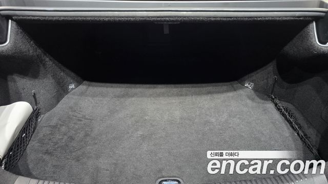 Genesis EQ900 2016 — photo 30