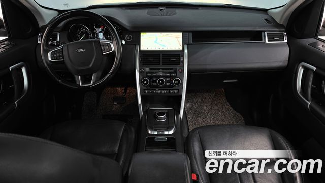 Land Rover Discovery Sport 2018 — photo 10