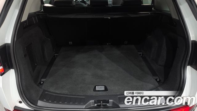 Land Rover Discovery Sport 2018 — photo 25