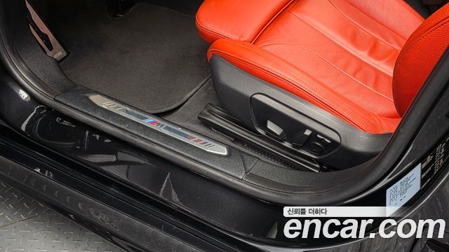 BMW 1-Series 2021 — photo 28