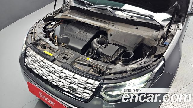 Land Rover Discovery Sport 2021 — photo 6
