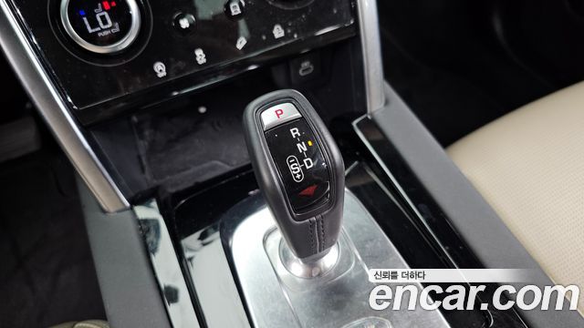 Land Rover Discovery Sport 2021 — photo 9