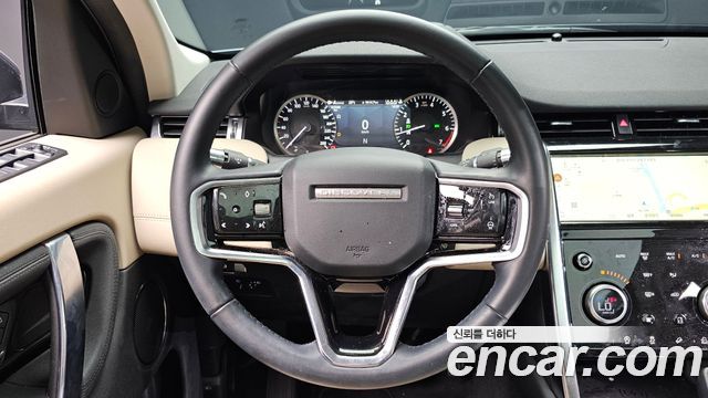 Land Rover Discovery Sport 2021 — photo 13