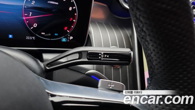 Mercedes-Benz GLC-Class 2026 — photo 12