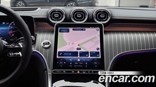 Mercedes-Benz GLC-Class 2026 — photo 19