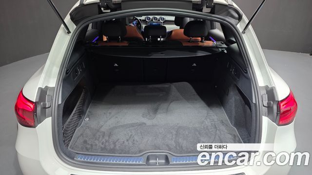 Mercedes-Benz GLC-Class 2026 — photo 24