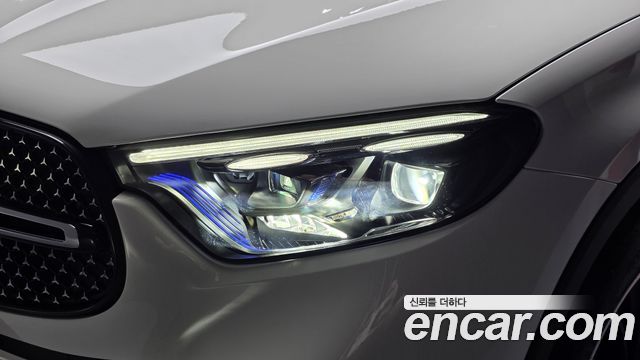 Mercedes-Benz GLC-Class 2026 — photo 8