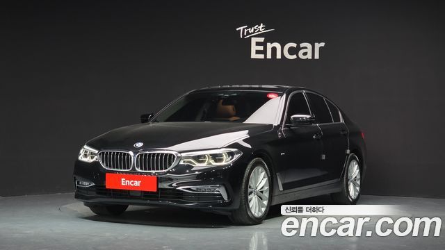 BMW 5-Series 2018 — photo 1