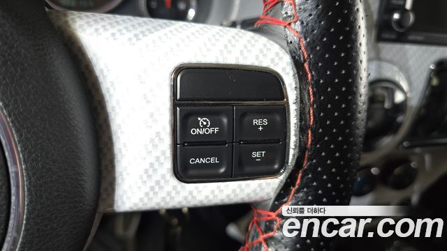 Jeep Wrangler 2012 — photo 18