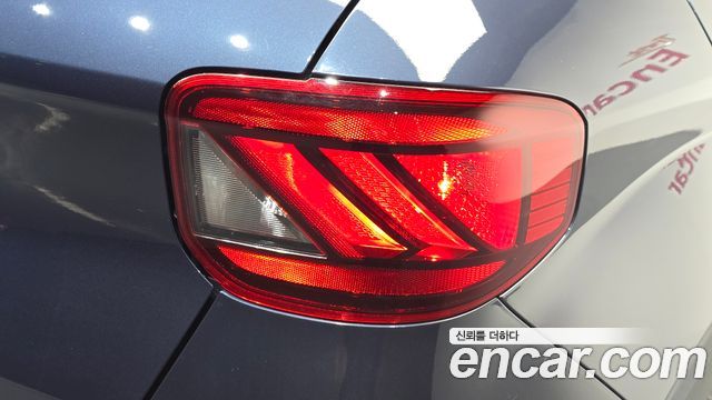 Hyundai Venue 2022 — photo 9