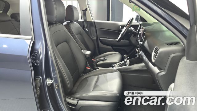Hyundai Venue 2022 — photo 16