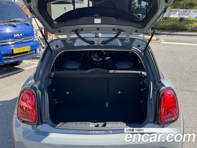 Mini Cooper 2022 — photo 5