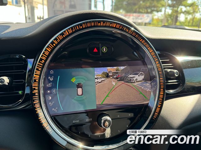 Mini Cooper 2022 — photo 13