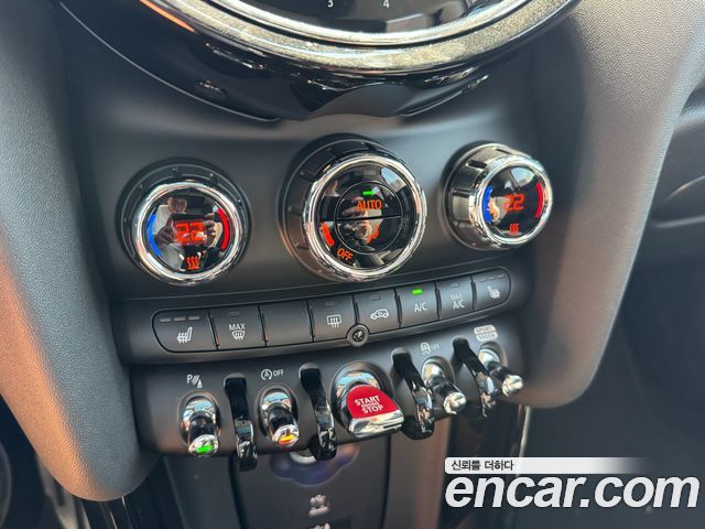Mini Cooper 2022 — photo 15