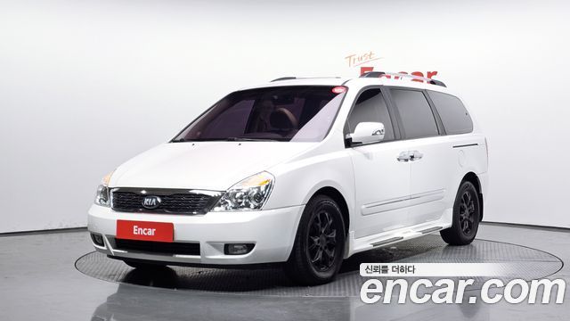 Kia Canival 2013 — photo 1