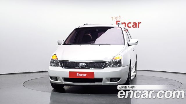 Kia Canival 2013 — photo 3