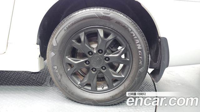 Kia Canival 2013 — photo 24