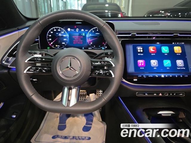Mercedes-Benz E-Class 2026 — photo 7