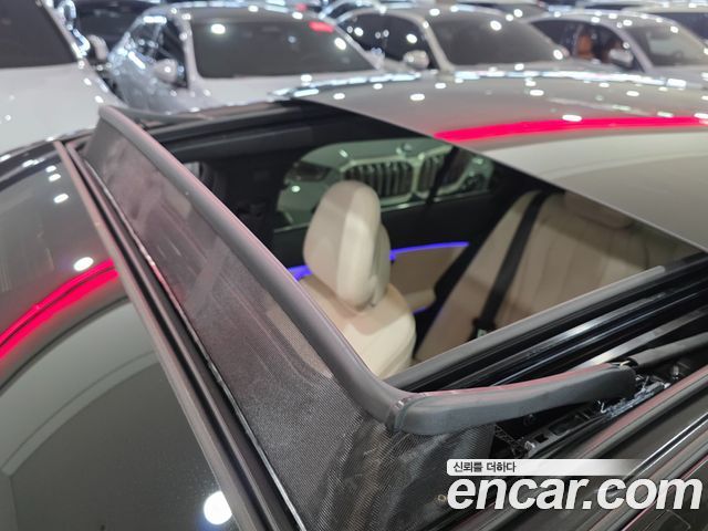 Mercedes-Benz E-Class 2026 — photo 17