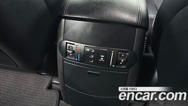 Kia Mohave 2012 — photo 18