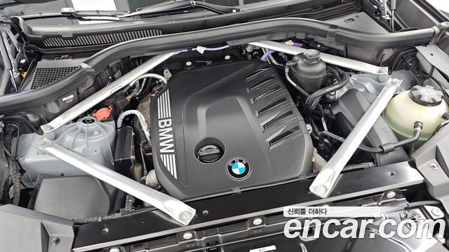 BMW X5 2026 — photo 6