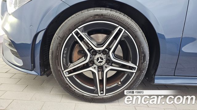 Mercedes-Benz CLA-Class 2023 — photo 5