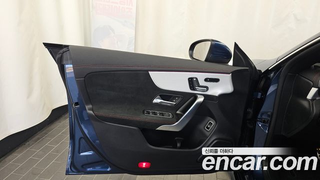 Mercedes-Benz CLA-Class 2023 — photo 14