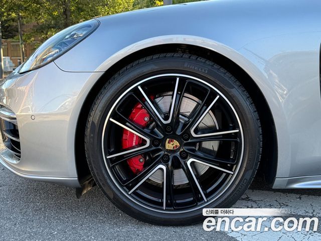 Porsche Panamera 2020 — photo 5