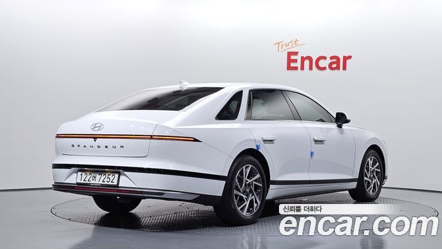 Hyundai Grandeur 2026 — photo 2