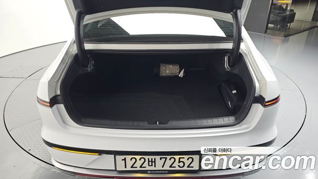 Hyundai Grandeur 2026 — photo 36