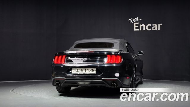 Ford Mustang 2019 — photo 4