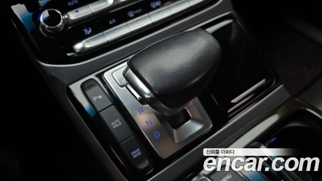 Genesis EQ900 2016 — photo 12