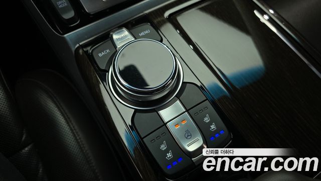 Genesis EQ900 2016 — photo 24