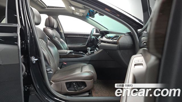 Genesis EQ900 2016 — photo 16