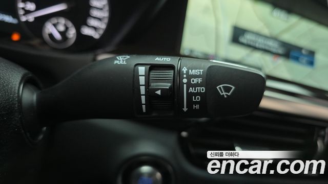 Genesis EQ900 2016 — photo 27