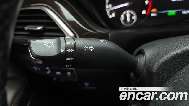 Genesis EQ900 2016 — photo 28