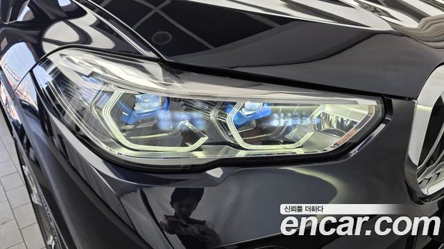 BMW X5 2021 — photo 8