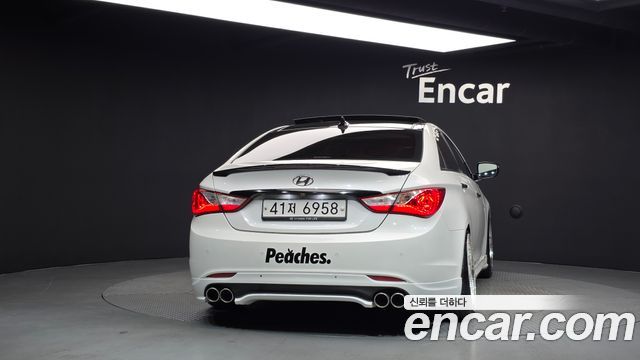 Hyundai Sonata 2010 — photo 4