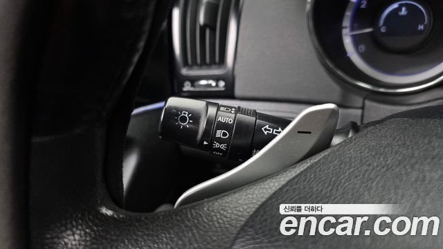 Hyundai Sonata 2010 — photo 17