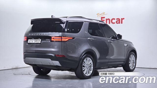 Land Rover Discovery 2019 — photo 2