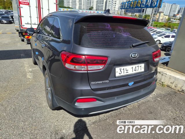Kia Sorento 2015 — photo 3