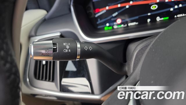 Jaguar I-PACE 2019 — photo 30