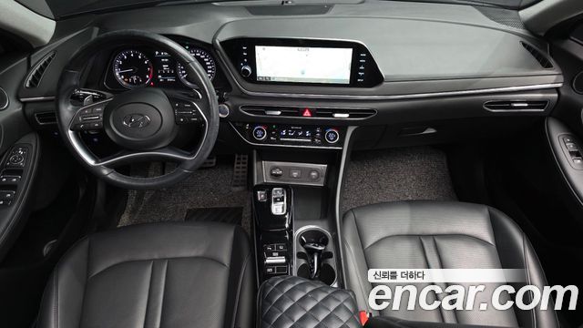 Hyundai Sonata 2022 — photo 10