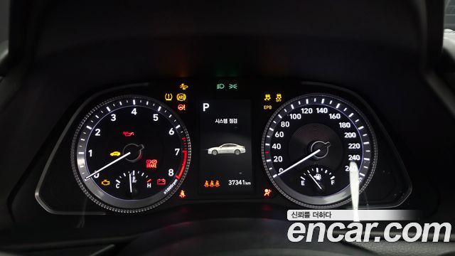Hyundai Sonata 2022 — photo 11