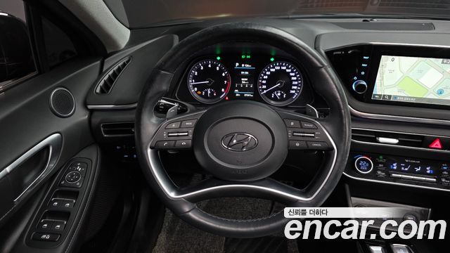 Hyundai Sonata 2022 — photo 19