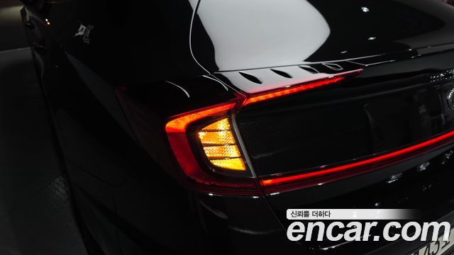 Hyundai Sonata 2022 — photo 9