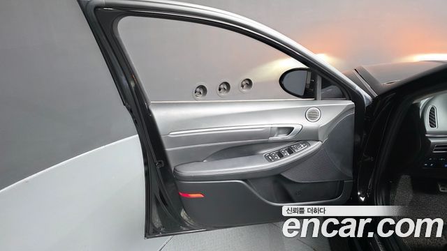 Hyundai Sonata 2022 — photo 14