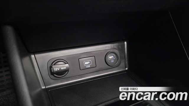 Hyundai Sonata 2022 — photo 31