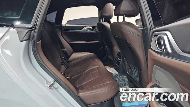 BMW i4 2024 — photo 12