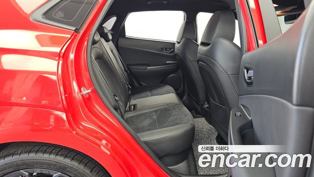 Hyundai Kona 2022 — photo 18